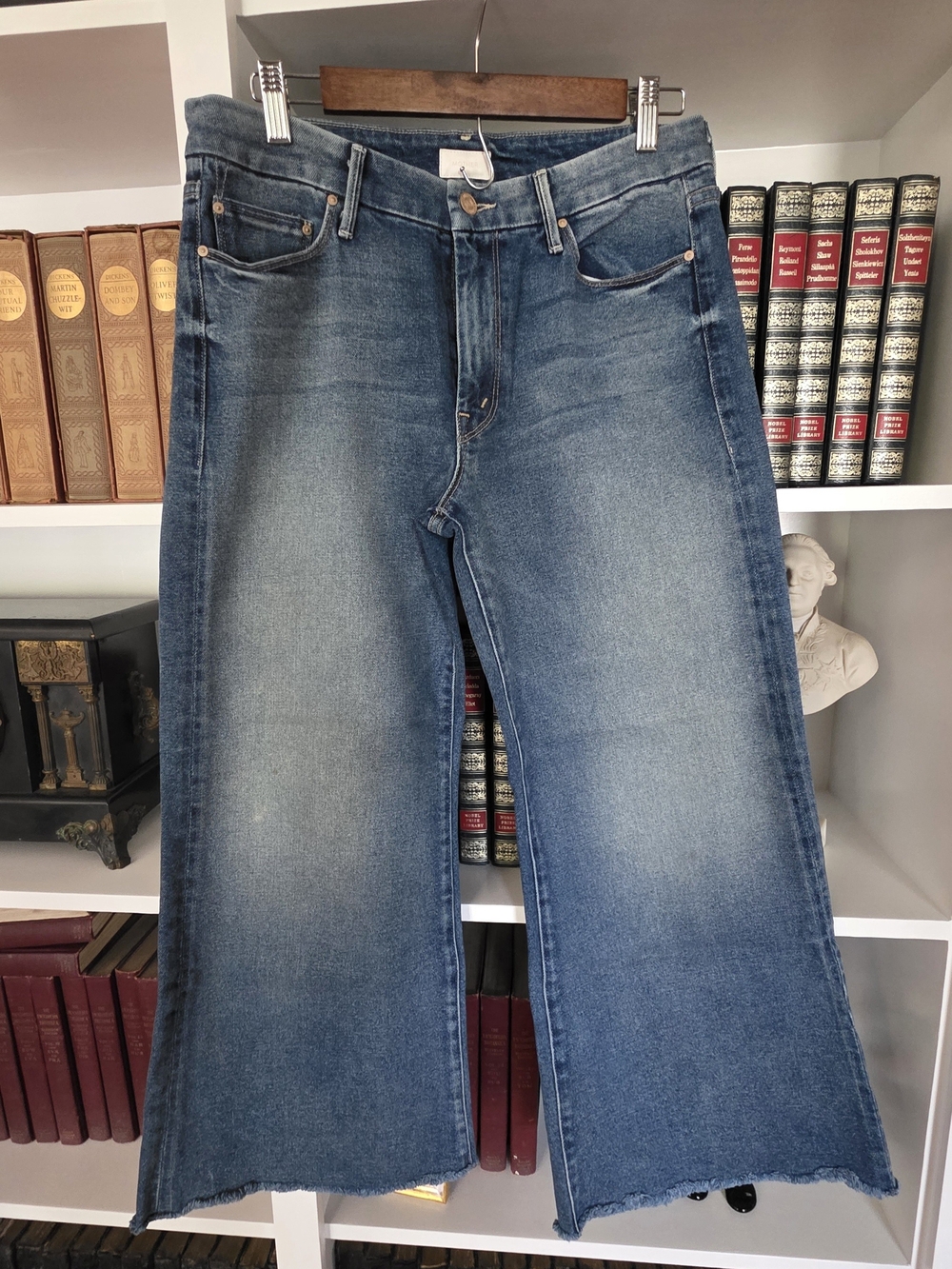MOTHER The Roller Crop Fray Jeans – Smoke Em Wash – Size 29